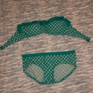 Boden Ruffle Bikini